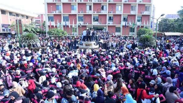 مسيرة لطلاب مصر للمشاركة