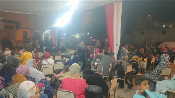 المواطنين امام لجان