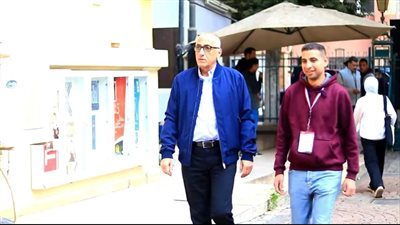 محافظ البنك المركزي السابق يدلي بصوته في الانتخابات الرئاسية 2024