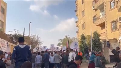 مسيرات حاشدة للناخبين بالهضبة الرسمية في حدائق الأهرام | فيديو