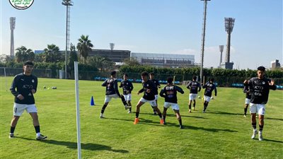 منتخب الشباب يواصل تدريباته باستاد القاهرة.. وتقسيمة قوية في ختام المران | صور