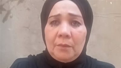ابنة مسنة أنهى سائق توك توك حياتها بالفيوم: كانت بتعطف عليه وغدر بيها| بث مباشر 