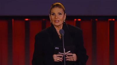 الفن أقوى سلاح للإنسانية.. يسرا تساند أهالي فلسطين خلال كلمتها في حفل افتتاح الجونة السينمائي