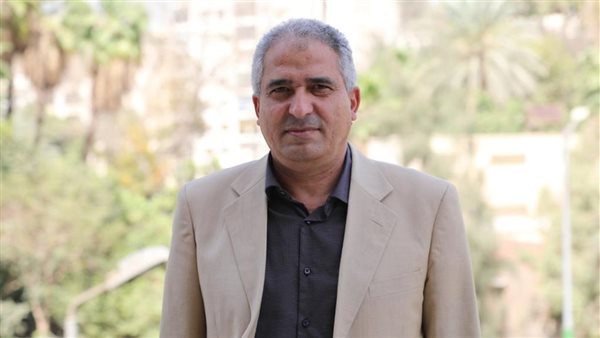 أحمد إبراهيم المستشار