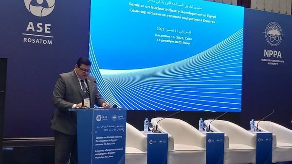 الدكتور أمجد الوكيل