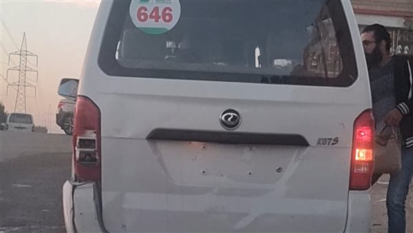 سيارة بدون لوحات