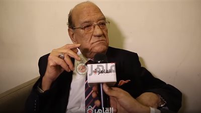 حسن حسني في أخر لقاء مع “القاهرة 24”: “الشعب المصري دمه خفيف.. وفي أدوار كتير نفسي أقدمها” (فيديو)