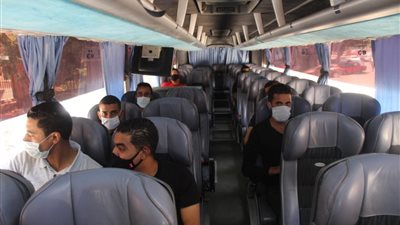 وزير النقل يشدد على ارتداء الكمامات داخل أتوبيسات السوبر جيت (صور)