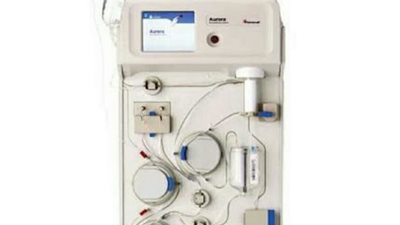 وصول جهاز فصل البلازما من متعافين فيروس كورونا للأقصر لاستخدامه في علاج المصابين (صور)