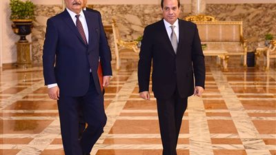 خليفة حفتر: الجيش الليبي يعمل على طرد “المستعمرين” الأتراك ونثمن دور مصر