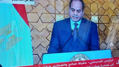 السيسي: التوصل لمبادرة سياسية لإنهاء الصراع في ليبيا