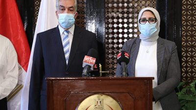 وزيرة الصحة توجه بتكثيف الحملات المرورية على مستشفيات القطاع الخاص (صور)