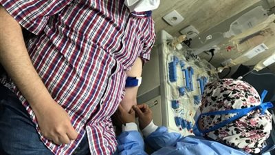 جامعة أسيوط تُعلن استقبالها أول متبرع للبلازما المستخدمة في علاج مصابي كورونا (صور)