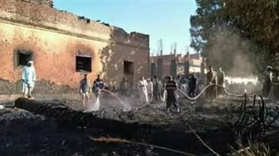 السيطرة على حريق التهم 20 منزلا فى سوهاج دون إصابات بشرية (صور)