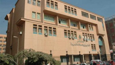 عميد طب المنوفية: عزل 30 فردًا من الأطقم الطبية بالجامعة خلال الأسبوعين الماضيين