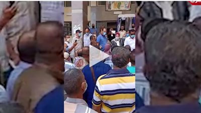 “هات بديل”.. التعليم ترفض اعتذار مدرس رغم تقديم “قومسيون” طبي: “الاعتذارت كتير” (مستند)