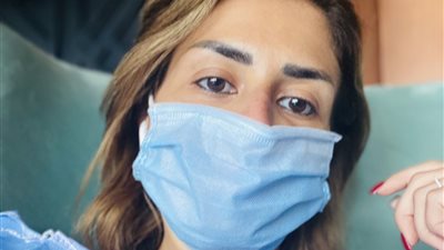 منة فضالي تقلق جمهورها حول إصابتها بفيروس كورونا (صور)