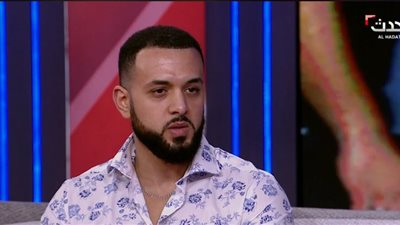 شقيق هيثم زكي يتقدم ببلاغ للنائب العام واستغاثة للرئيس السيسي ضد وائل الإبراشي بسبب مقتنيات الإمبراطور (مستند)