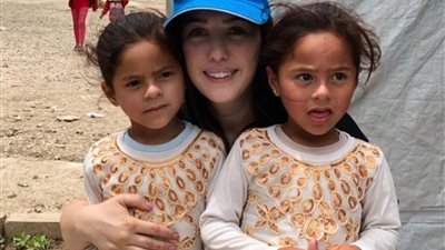 كندة علوش تدعم اللاجئين في يومهم العالمي: “أبطال حقيقيين تحدوا الظروف الصعبة” (صور)