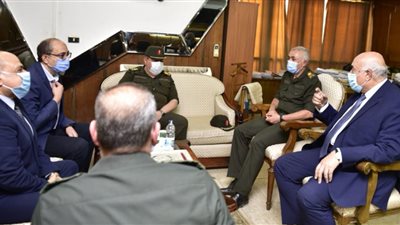 قطاع الأعمال”: “القابضة للقطن” توقع بروتوكولا مع “الوطنية للمقاولات” لتطوير مصانع غزل ومحالج