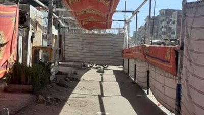 الأجهزة التنفيذية بالشرقية تستعين بـ”ممرات آمنة” لمنع وجود أولياء الأمور أمام لجان الثانوية العامة بالشرقية (صور)