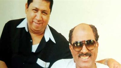 محمد عشوب يكشف أسرار حياة أحمد زكي العاطفية وعلاقته بفنانة بعد هالة فؤاد