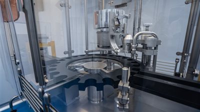 بدء استخدام علاج فيروس كورونا المصنع في مصر للحالات الحرجة بمستشفيات العزل