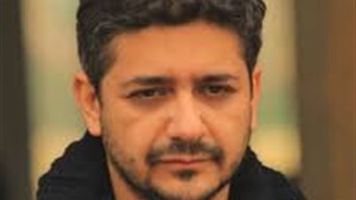 والد ياسر سامي يتعرض لوعكة صحية.. وشقيقة المخرج: “حالته خطر” (صورة)