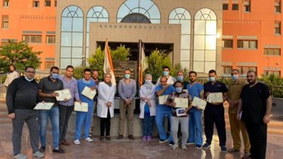 “كلنا معاك” تكرم أبطال الحجر الصحي في مستشفى الشيح زايد