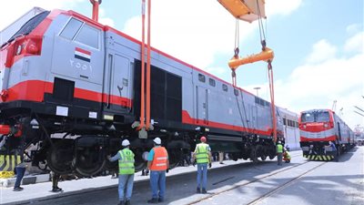 وزيرا التخطيط والنقل يبحثان تنفيذ أول مصنع للوحدات المتحركة للسكك الحديدية ببورسعيد