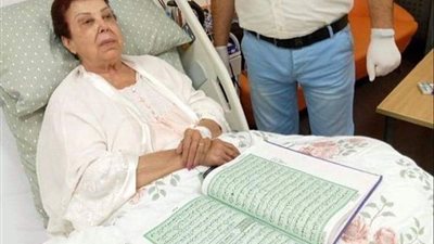 التفاصيل الكاملة للحالة الصحية للفنانة رجاء الجداوي في مستشفى عزل أبو خليفة