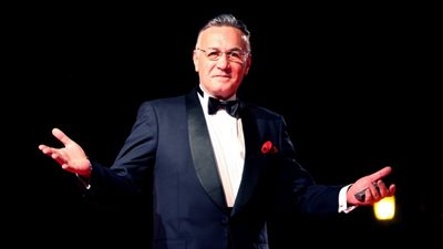 في ذكرى وفاته الأولى.. تعرف على شائعات لاحقت عزت أبو عوف