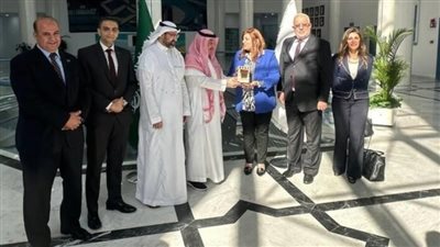 نائب رئيس مجلس إدارة غرفة جدة التجارية يلتقي بوفد السياحة المصري