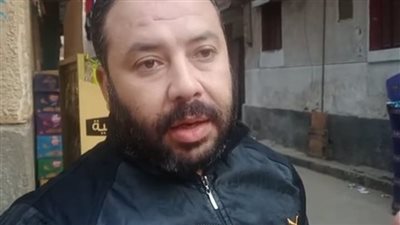 طالبة تلقي بنفسها من الطابق الرابع بالدقي.. وشهود عيان: كانت بتتخانق مع أمها | بث مباشر