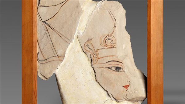  قطعة أوستراكا لملك