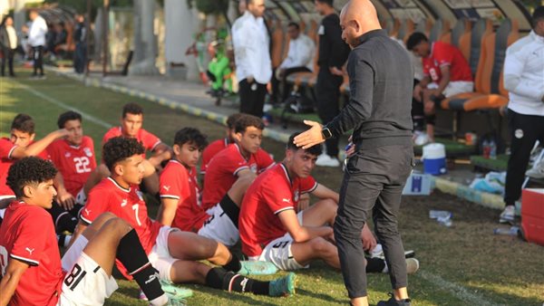 لاعبو منتخب الشباب