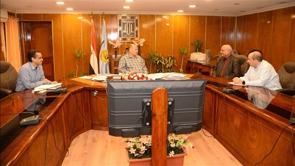 محافظ أسيوط