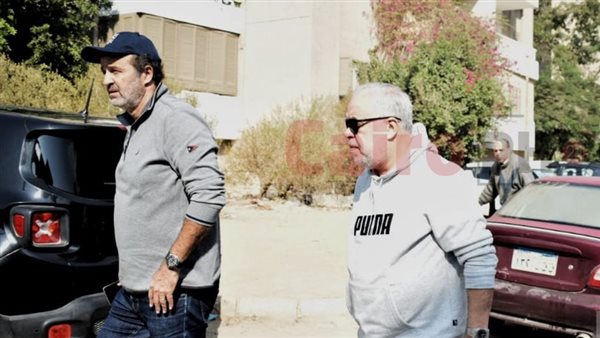 أشرف زكي وأيمن عزب