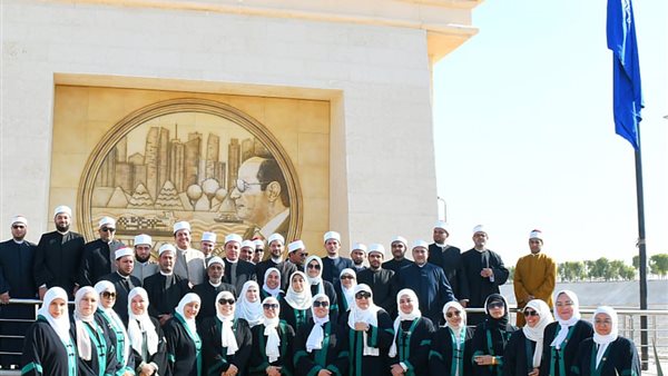 أئمة وواعظات الأوقاف