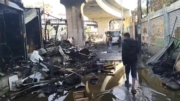 جانب من الحريق