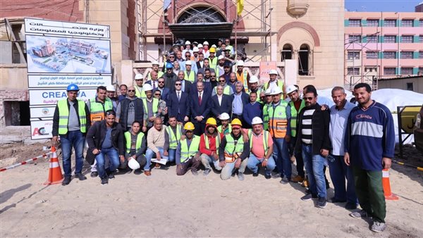 جانب من أعمال إنشاء