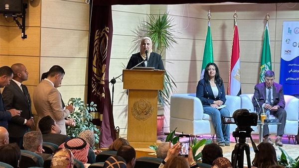 الدكتور نيفين القباج