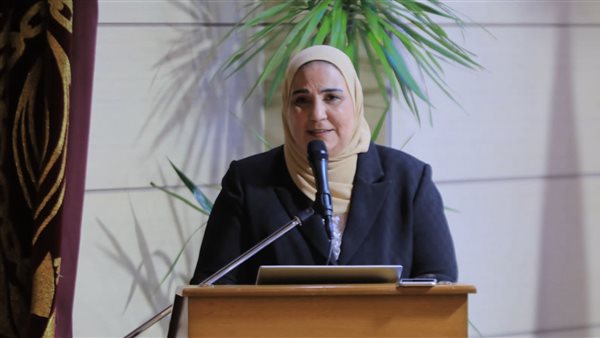 الدكتورة نيفين القباج