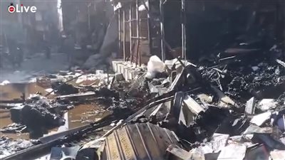 آثار حريق التهم 20 كشكًا تجاريًا أسفل كوبري طهطا في سوهاج | فيديو