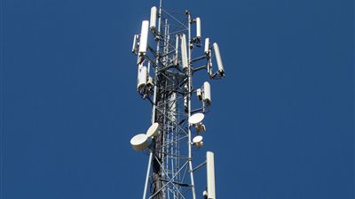 بـ 250 مليون دولار.. المصرية للاتصالات تتلقى 3 عروض لشراء أبراج تابعة لها