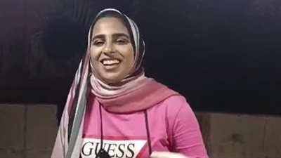 طالبة ثانوية تعمل على عربة سندوتشات بالبحيرة: اشتغلت علشان أخفف المصاريف عن أهلي | بث مباشر