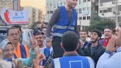 فرحة المواطنين بعد فوز الرئيس السيسي بفترة رئاسية جديدة: النهارده عيد.. وربنا يخليهولنا | بث مباشر