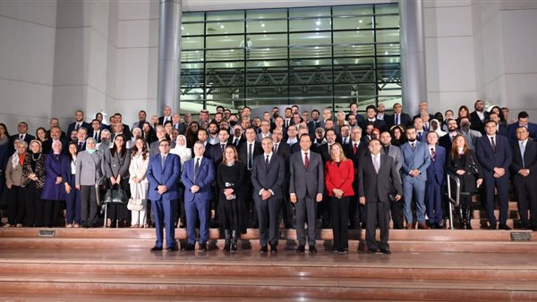 وزير الاتصالات