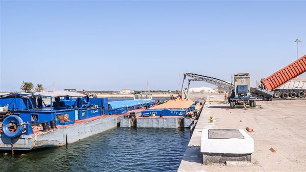 ميناء دمياط 