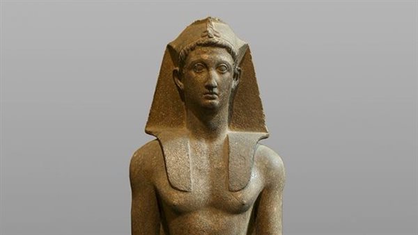  تمثال لملك بطلمي